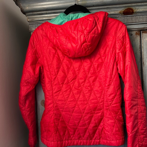 Patagonia Women's Nano Puff Hooded Jacket in Red Size XS - Picture 8 of 9
